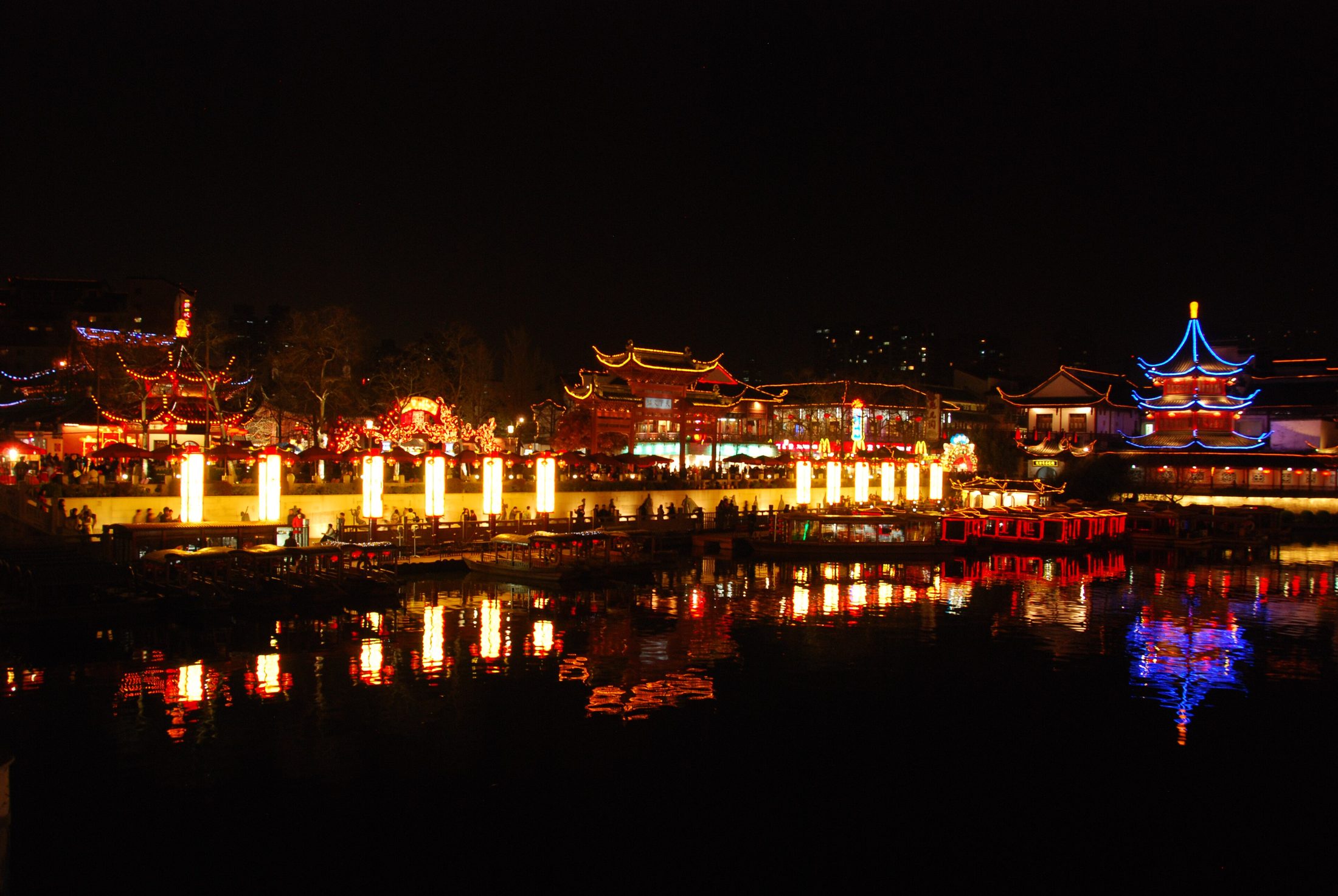 Confucius Temple and the Qinhuai River in Nanjing.